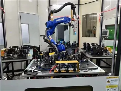 रोबोट लेजर वेल्डिंग मशीन